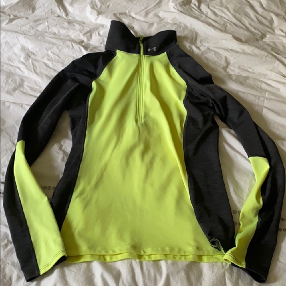 Underarmour cold gear form fitting sweatshirt